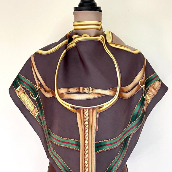 Display #2 Gucci Scarf Iconic Horsebit Logo Print Silk Wrap - Picture 3 of 16